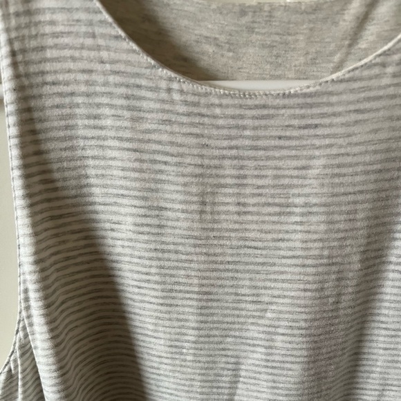 EUC ATHLETA DRESS - Picture 4 of 5